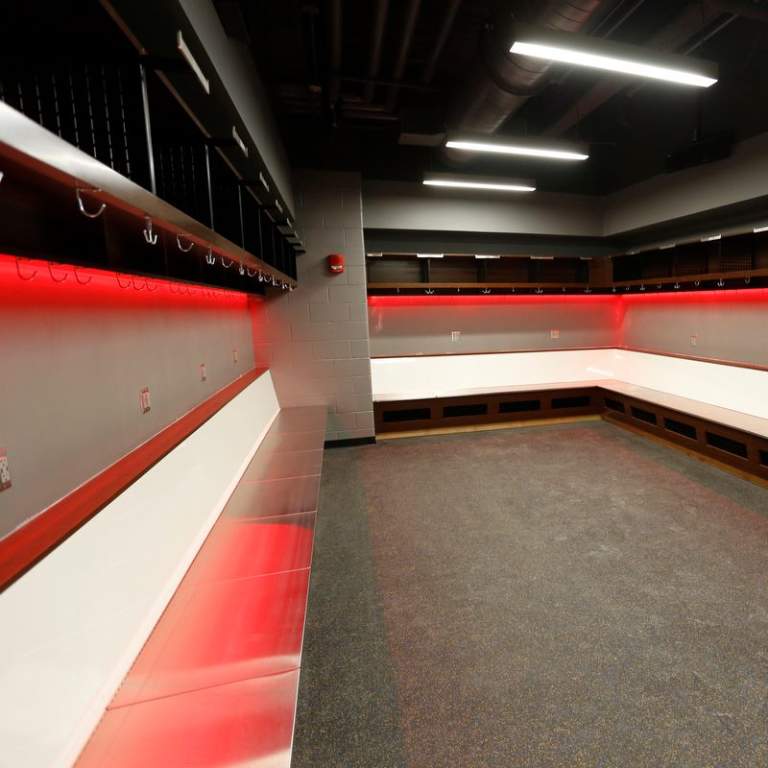 Locker Room Skate Hooks/716